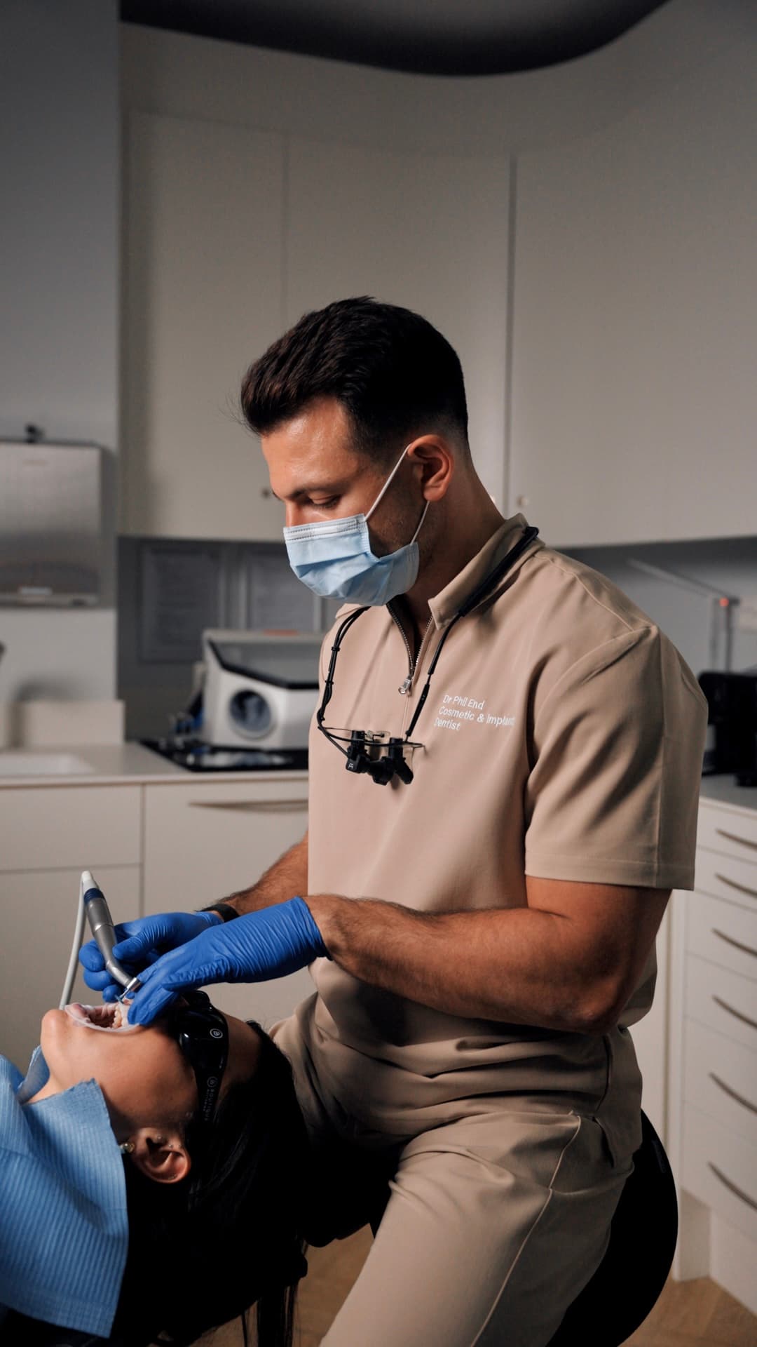 Dr Phil Aesthetics clinic interior 16