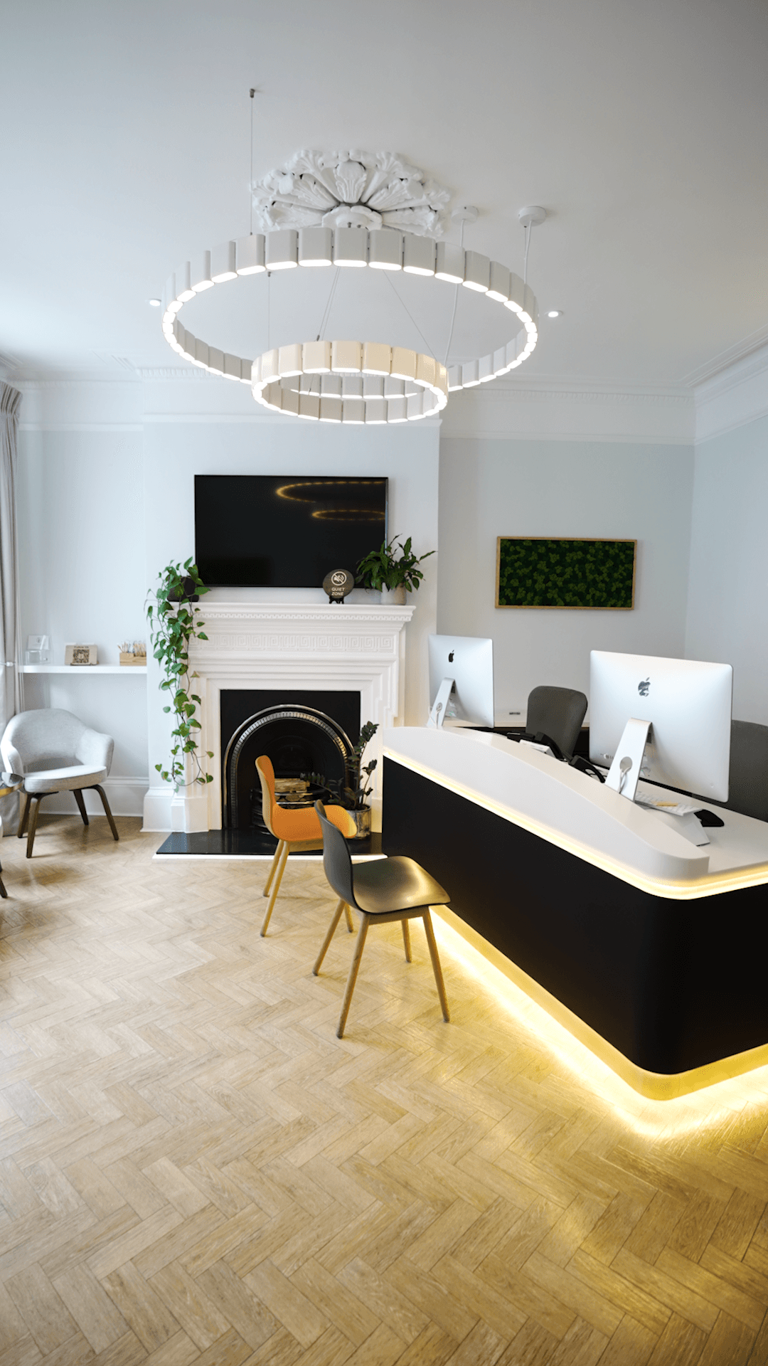 Dr Phil Aesthetics clinic interior 17